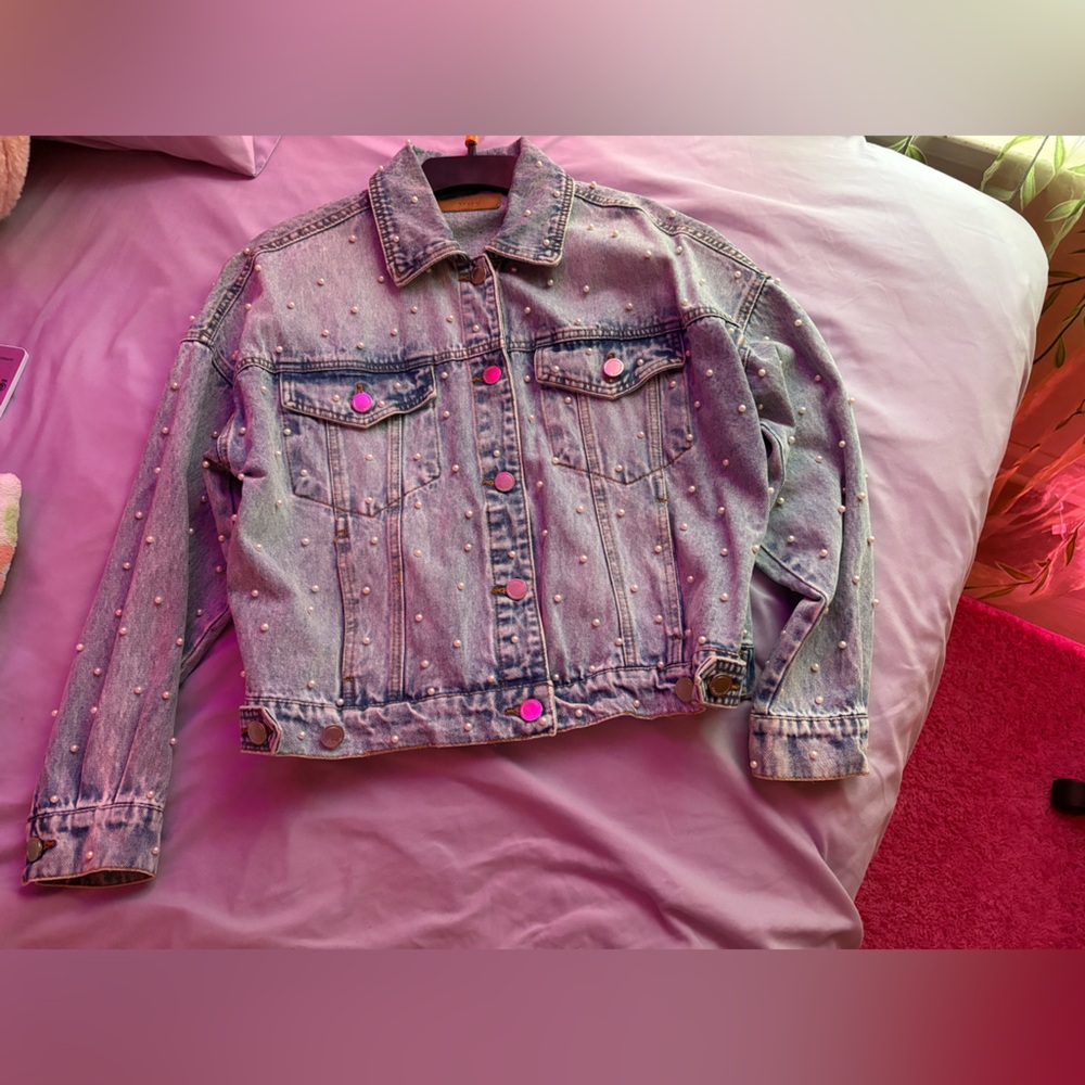 Pearl Denim Jacket - light wash